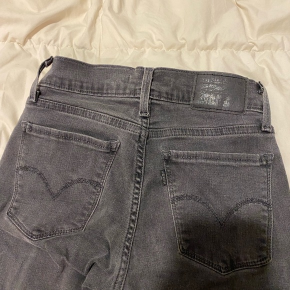 Levi’s Skinny Jeans - Picture 7 of 8